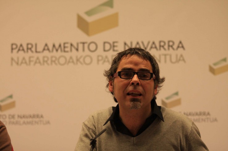 Nafarroako-Parlamentua-20120127