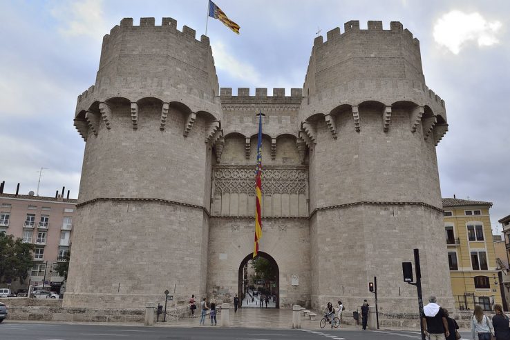 Puerta murallas Valencia.