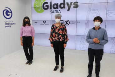 Gladys Saria, ingurune digitaleko emakumezko profesionalen saria