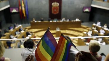 LGTBI+ legea: maribistako ez da deustako