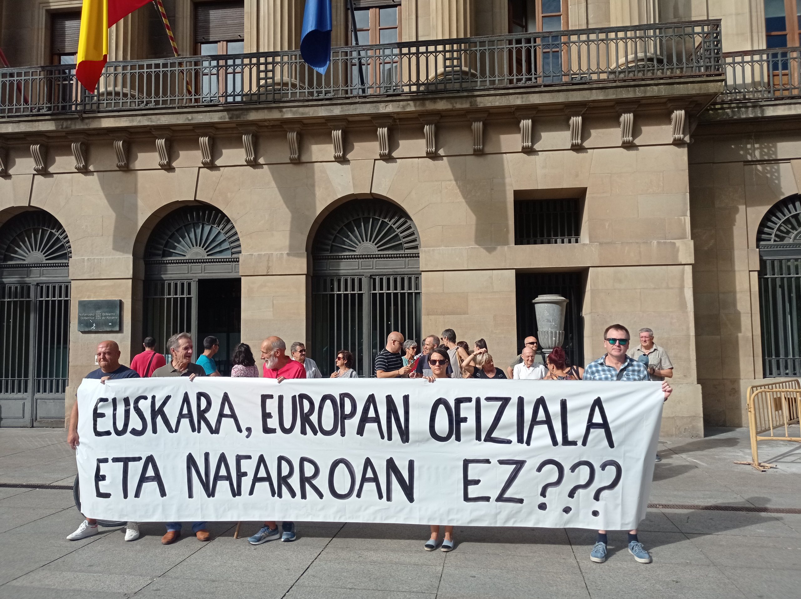 Euskara, Ofiziala Europan Eta Nafarroan Ez? • ZUZEU