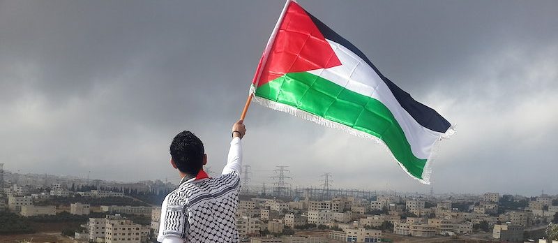 Palestinarren patu hitsaz