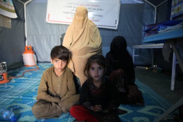 Afganistan: 250.000 haurrek janaria, etxea eta hezkuntza behar dituzte