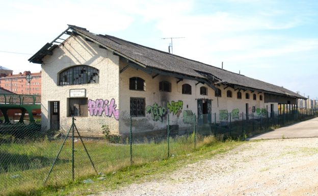 Denontzako eta denerako tren eredu bat behar dugu