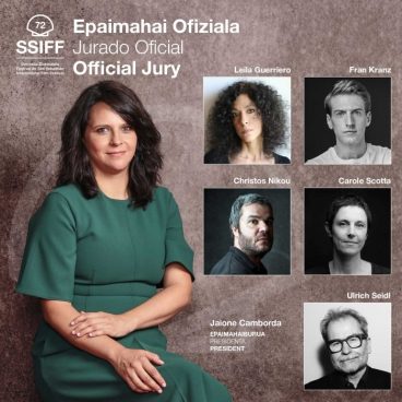 Jaione Camborda Epaimahai Ofizialeko epaimahaiburu, eta ondoan Leila Guerriero, Fran Kranz, Christos Nikou, Carole Scotta eta Ulrich Seidl