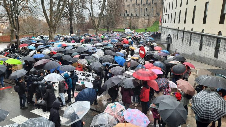 Greba eguna Nafarroako irakaskuntza publikoan