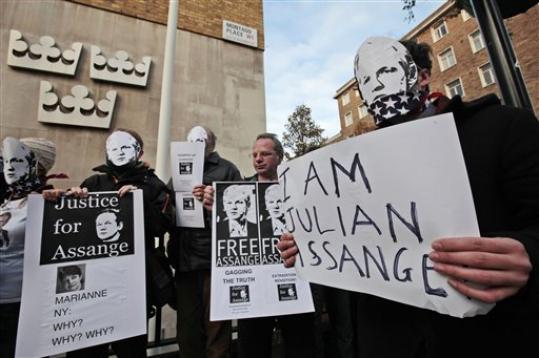 Julian Assangeren aldeko protesta